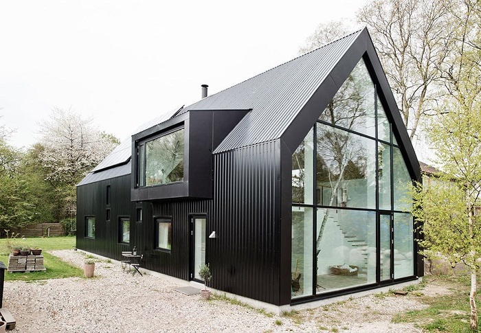 Modern Barn House